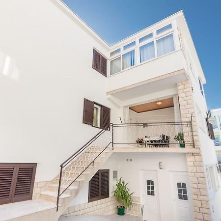 מאקרסקה Apartment Holiday מראה חיצוני תמונה