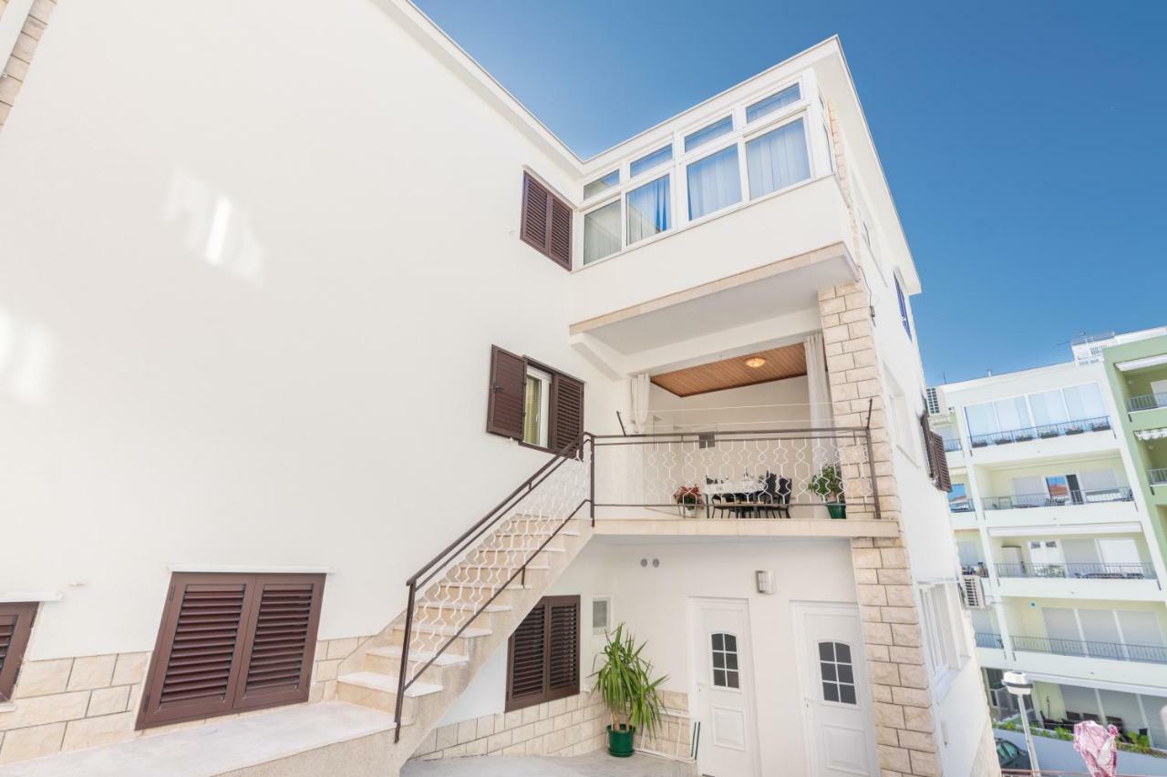 מאקרסקה Apartment Holiday מראה חיצוני תמונה